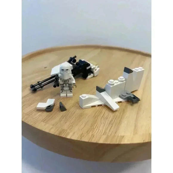 LEGO Star Wars Minifigure Lot with Speeder Bike - snow stormtrooper incomplete - Picture 4 of 4